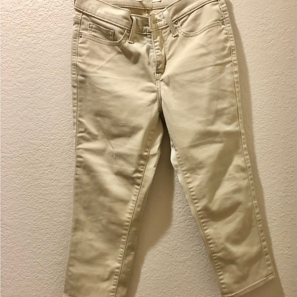 Levi’s Women's Khaki Slim Fit Jeans